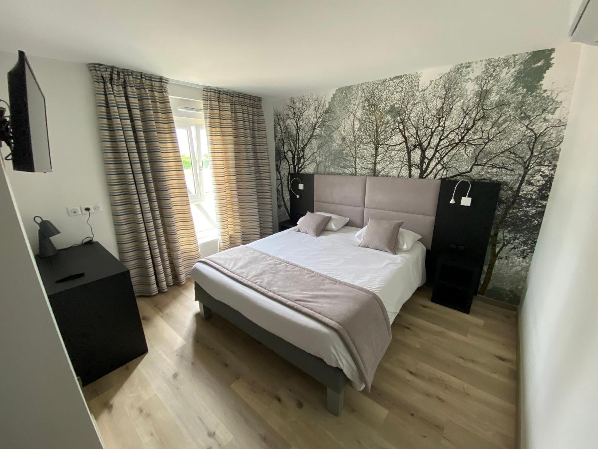 Hotel Relais Saint Michel à Villegusien-le-Lac Extérieur photo